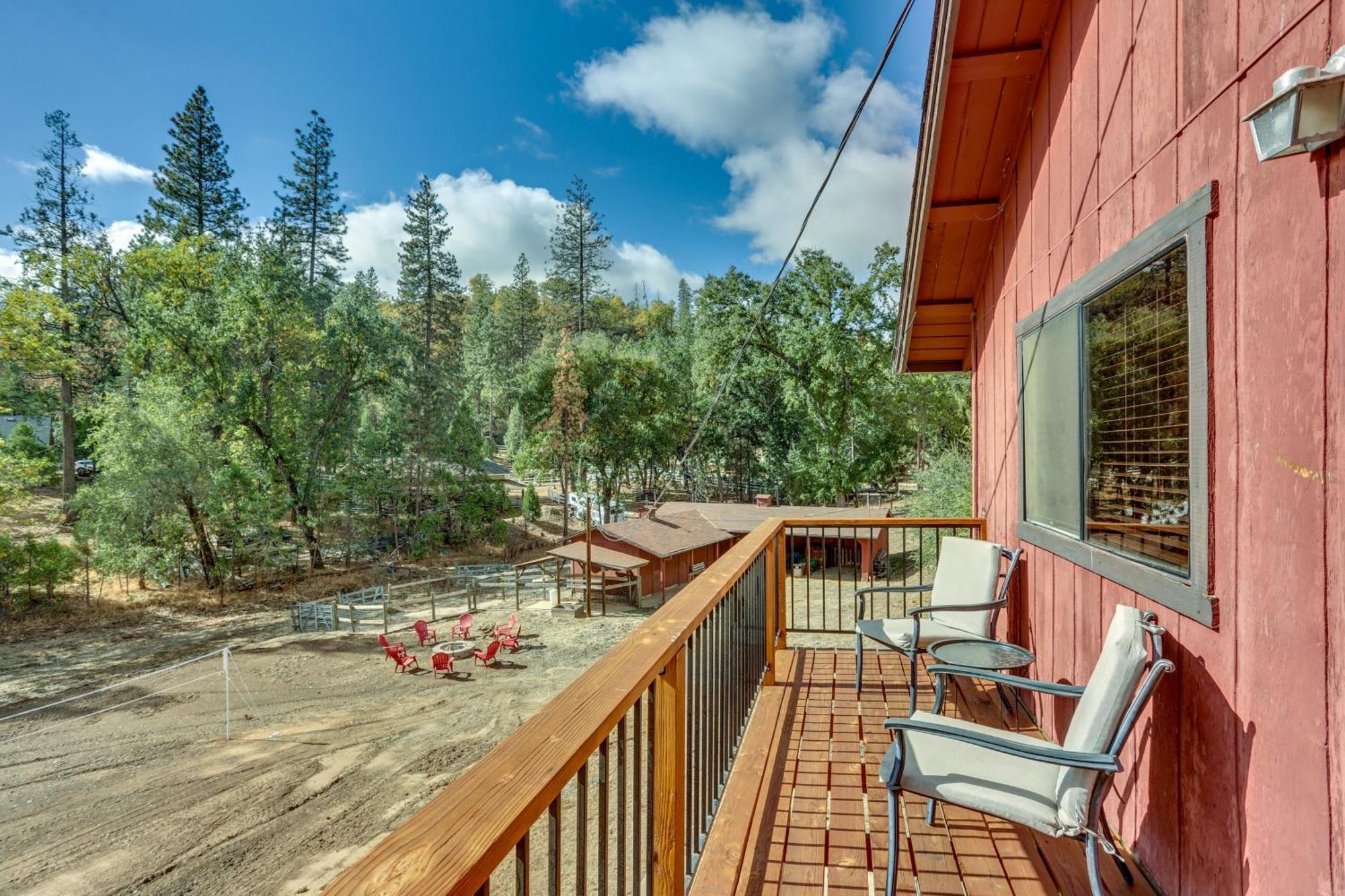 North Fork Pet-Friendly Escape With Game Room And Fire Pit! מראה חיצוני תמונה